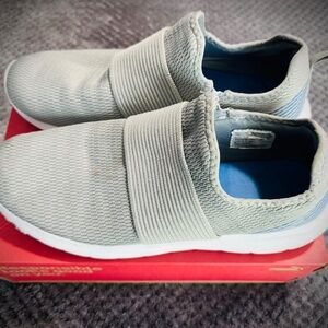 Men’s running shoes